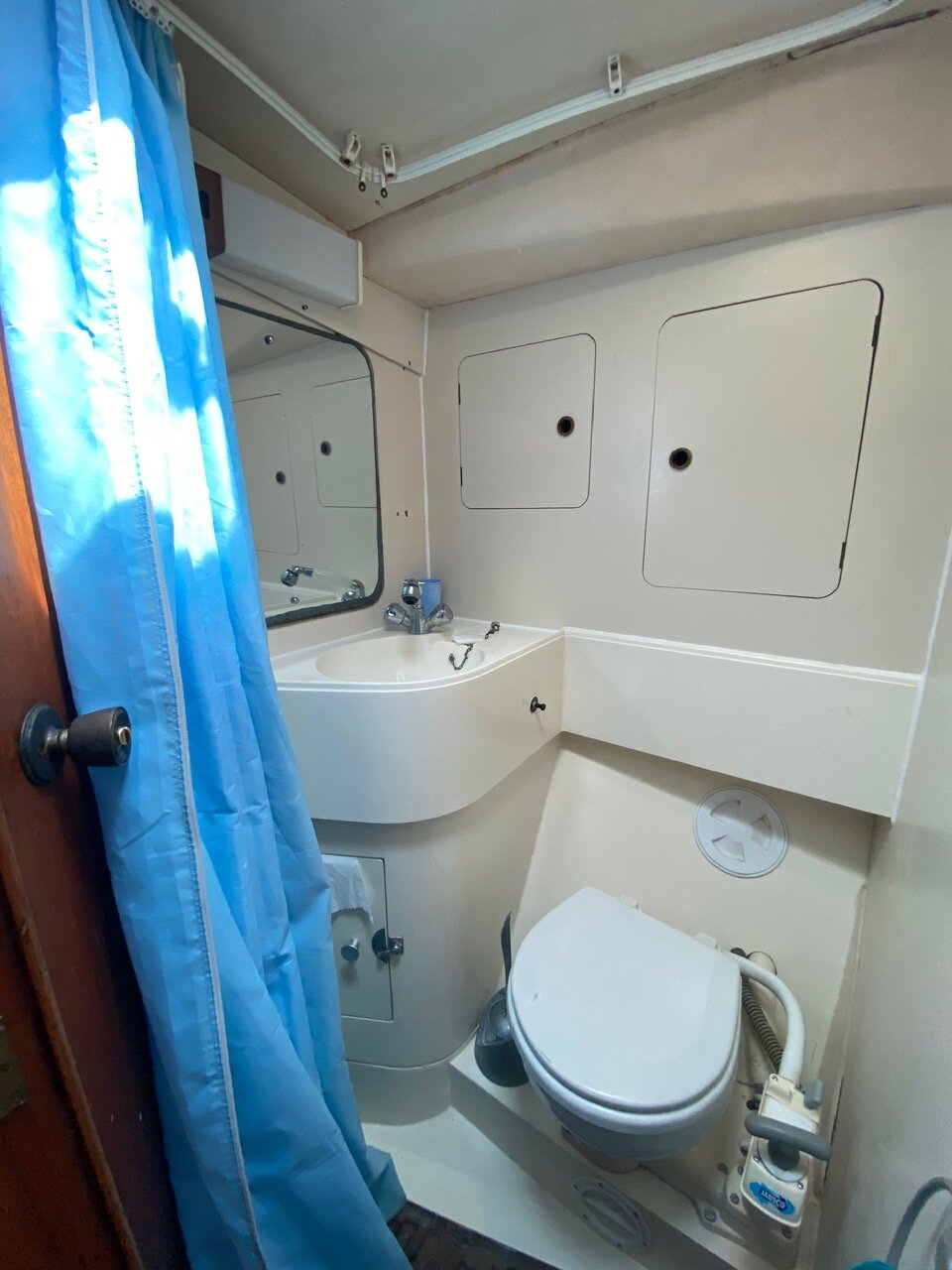 20 Forward heads.jpg