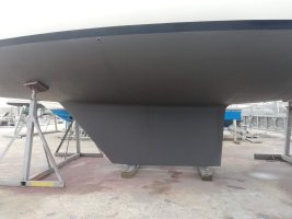 Dorgh Dee 7. dry dock port side keel.jpg